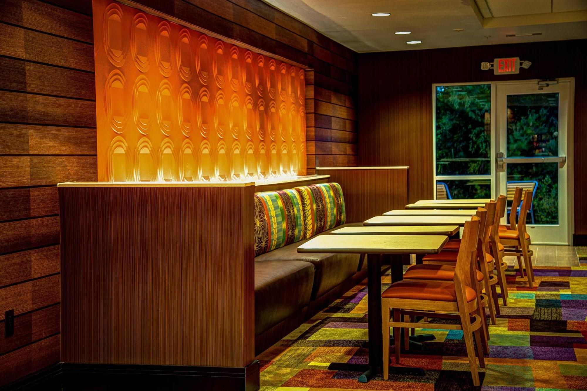 Fairfield Inn & Suites By Marriott Montgomery Airport Hope Hull Restoran fotoğraf